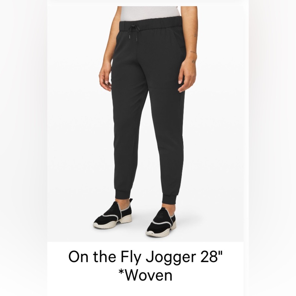 Lululemon On The Fly Jogger Woven 28” size 12 Black